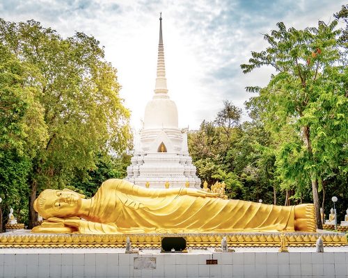 18) Chedi Pagoda